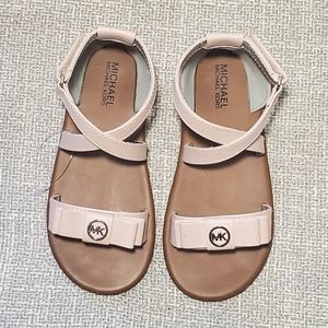 Michael Kors sandals for girls (pink), size 11